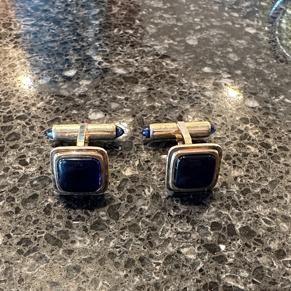 Vintage Krementz gold and blue lapis cufflinks in great original condition.